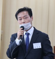 수상제품에 대해 발표하고 있는 김용엽 한성인더스트리 연구소장