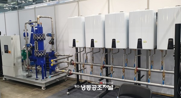 란다, 소용량의 가스온수기를 병렬로 연결한 콘덴싱 시스템