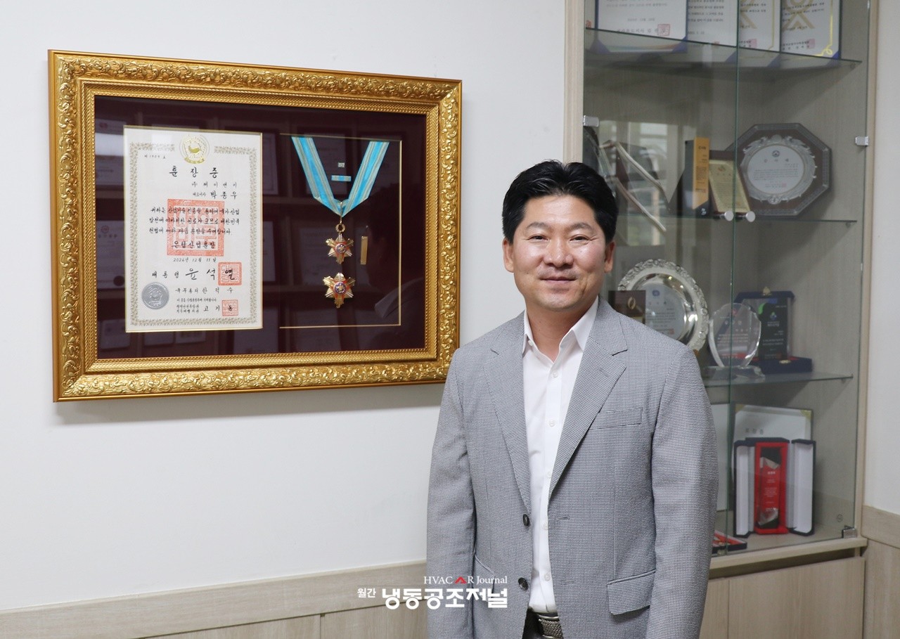 (주)제이앤지 박종우 대표